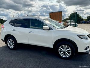 161 Nissan X-Trail 4x4 7 seats - Image 4