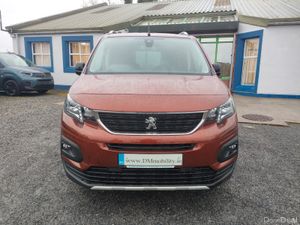 Wheelchair Car - Image 2