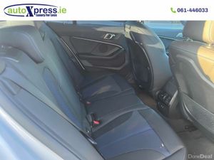 BMW 1-Series 118D M Sport Automatic, Reversing cam - Image 4