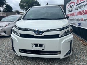 Toyota Voxy  **2018  7 seater ** - Image 2