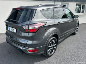 181 Ford Kuga ST-Line 1.5 TDCI 120PS - Pan Roof - Image 4