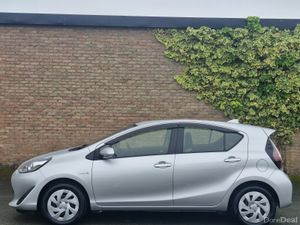 Toyota Aqua 1.5 HYBRID AUTOMATIC FINANCE AVAILABLE - Image 4