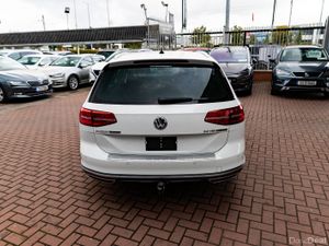 VOLKWAGEN PASSAT 2.0TDI 150BHP ALLTRACK EDITION - Image 4