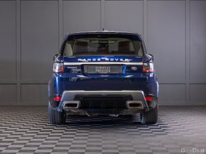 202 Range Rover Sport P400e HSE *Pan Roof - Image 4