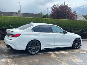20 BMW 320 d Msport  €27000 inc Vrt - Image 4