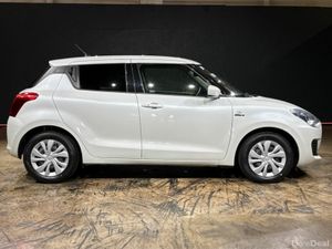Suzuki Swift 1.2 AUTOMATIC HYBRID - CRUISE CONTROL - Image 3