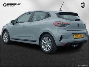 Renault Clio Hatchback Evolution - Image 2