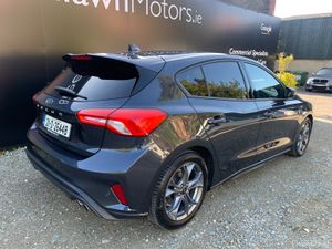 FORD FOCUS 1.5 TDCI 120 PS ST LINE AUTO 5DR - Image 3