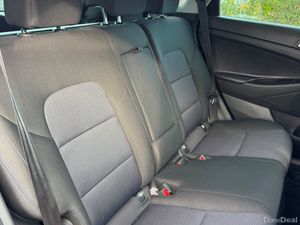 Hyundai Tucson 2017 executive - Image 3