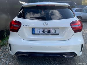 MERCEDES A180 AMG AUTOMATIC 5DR - Image 4