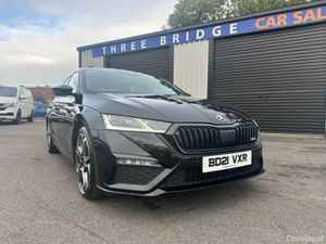 2021 Skoda Octavia TDI VRS 200 DSG - Image 2