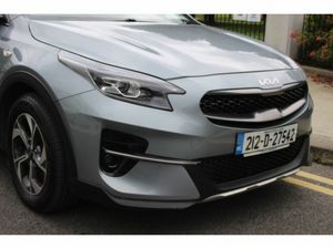 Kia XCeed 1.0 2 Comfort Petrol Rear Camera New NCT - Image 3