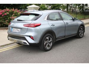 Kia XCeed 1.0 2 Comfort Petrol Rear Camera New NCT - Image 4