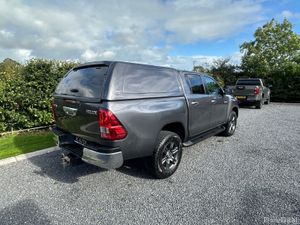 2022 Toyota Hilux 5 Seat N1 Crewcab - Image 4