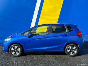 Honda Fit L-PACKAGE 1.5 HYBRID // HALF LEATHER INT - Image 3