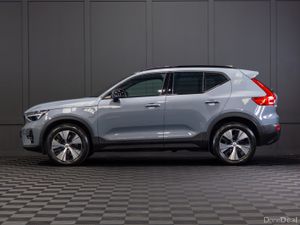 222 Volvo XC40 T4 Plus - Image 3