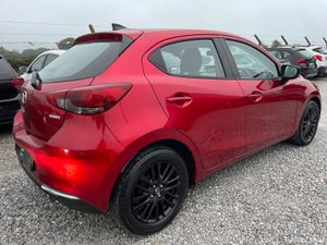 Mazda 2 - Image 3