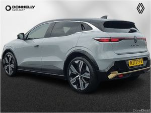 Renault Megane E-Tech Hatchback Special Edition La - Image 2
