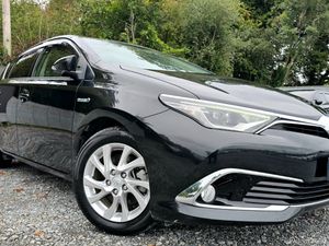 🔥2016 Toyota Auris 1.8 Automatic Petrol Hybrid - Image 3