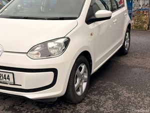 Volkswagen up! 2015 - Image 2