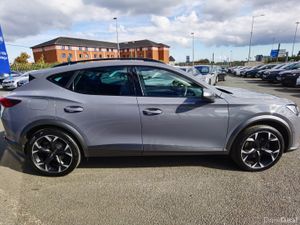 CUPRA FORMENTOR 1.4 V2 DSG PETROL PLUG-IN HYBRID - Image 4