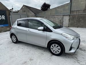 Toyota Vitz 2017 Hybrid - Image 2