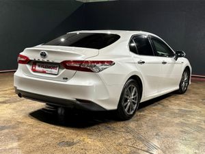 Toyota Camry 2.5 AUTOMATIC HYBRID - CRUISE CONTROL - Image 4
