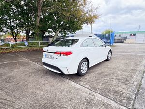 Toyota Corolla 1.8 Hybrid 2020 - Image 4