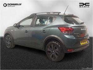Dacia Sandero Stepway Hatchback Expression - Image 3