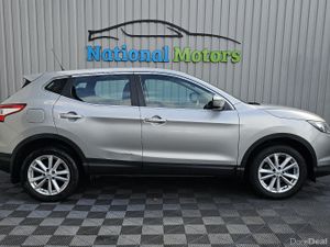 2015 Nissan Qashqai 1.5 DSL XE - Image 2