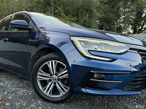 🔥 2021 Renault Megane 1.3TCe 140 GPF ICONIC - Image 4