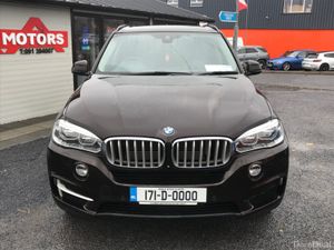 2017 BMW X5  40e Hybrid - Image 3