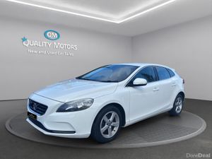2015 VOLVO V40 (S30) - Image 3
