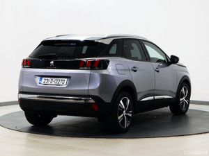 *38* 2023 Peugeot 3008 1.2 ALLURE - Image 4