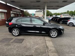 Ford Focus Zetec Edition 1.5TD120 M6 4DR - Image 2
