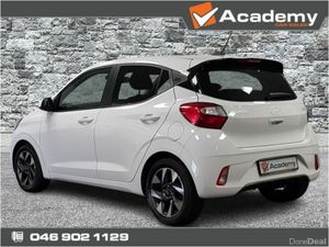 Hyundai i10 Deluxe Plus 5DR - Image 3