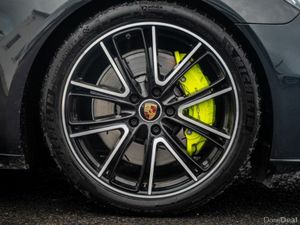Porsche Panamera 4 Sport Turismo with Superior Spe - Image 4