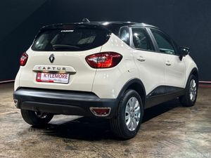 Renault Captur 1.2 PETROL AUTO - CRUISE CONTROL - - Image 4