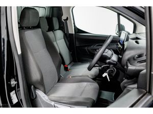 Fiat Doblo LWB 1.5 Diesel 100HP €19, 950 inc vat - Image 3