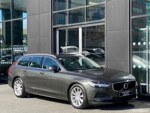 Volvo V90 2.0 D4 Momentum Plus Auto 190bhp - Image 3