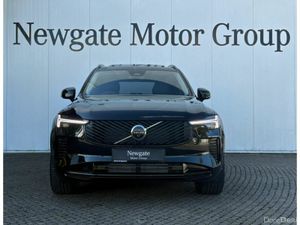 Volvo XC90 T8 ULTRA DARK AWD - Image 2