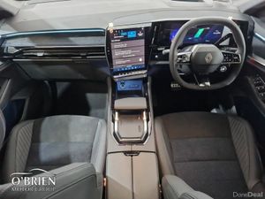 Renault Rafale E-TECH Hybrid 200 Auto esprit Alpin - Image 2
