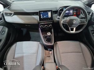 Renault Clio TCe 90 DFull Techno - Image 2