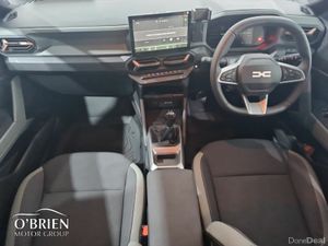 Dacia Duster Extreme HEV140 - Image 2