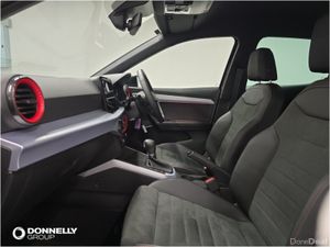 SEAT Arona Hatchback FR Sport - Image 3