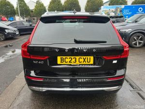 Volvo XC60 RECHARGE T6 CORE AWD - Image 4