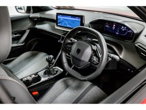 Peugeot 2008 Allure 1.2 Petrol 100HP - Image 2