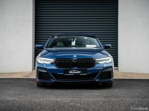 BMW 5-Series 520D M Sport *PRO PACK* - Image 2