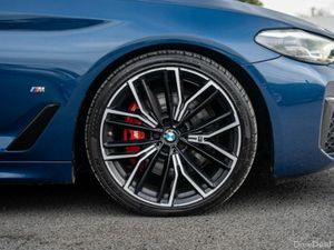 BMW 5-Series 520D M Sport *PRO PACK* - Image 3