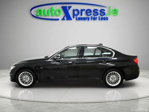 BMW 3-Series 320D Luxury Automatic, Reversing came - Image 3
